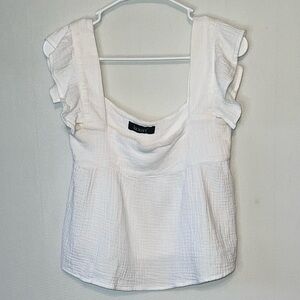 Kourt Women’s Fashion Flutter Sleeve Square Neck White Top Size S.